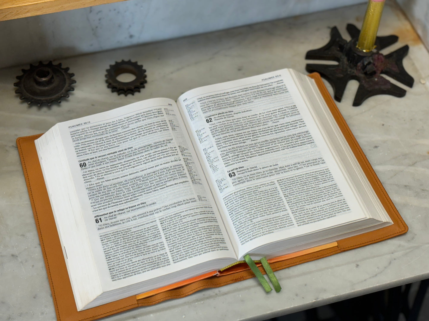 3 / Couverture de Bible - GRAND MODÈLE
